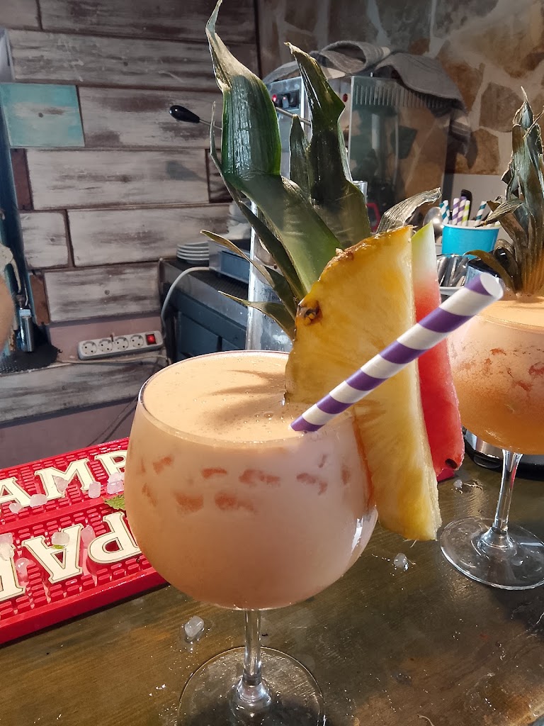 Bar Sant Ciriac — Comida y bebida