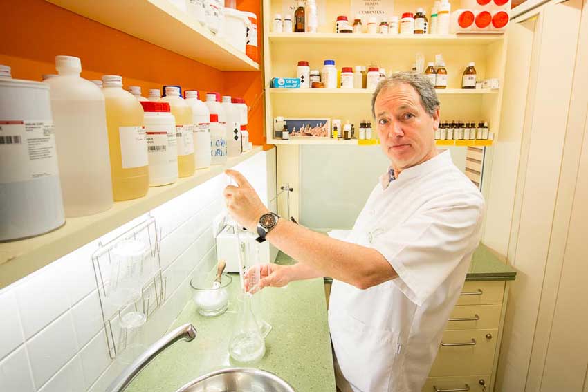 Farmacia Marti Sureda — Del propietario