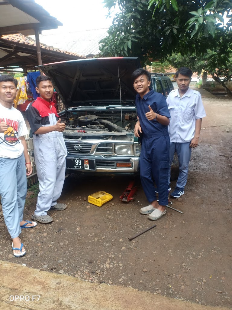 Rama Motor Bengkel Mobil