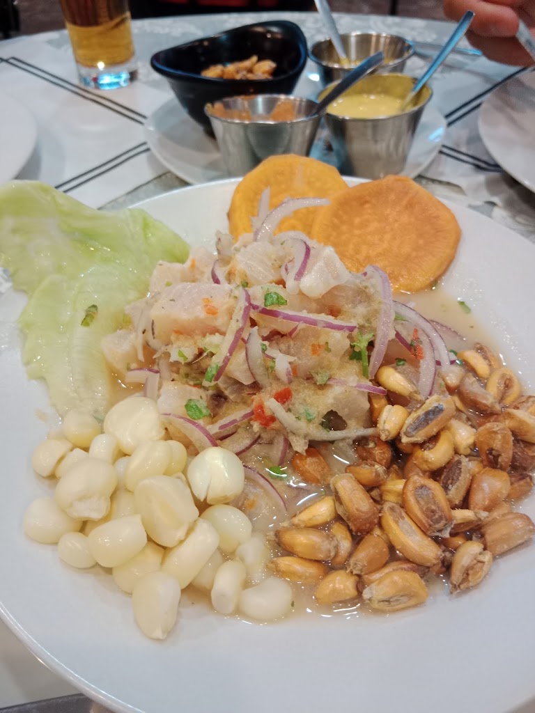 Restaurante Lucho's Chicken — Cebiche