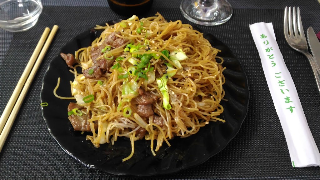 Restaurante Mikasa — Fideos fritos
