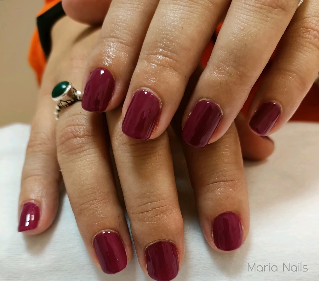 Maria de Felipe - Centro de estetica en Mairena — Manicura