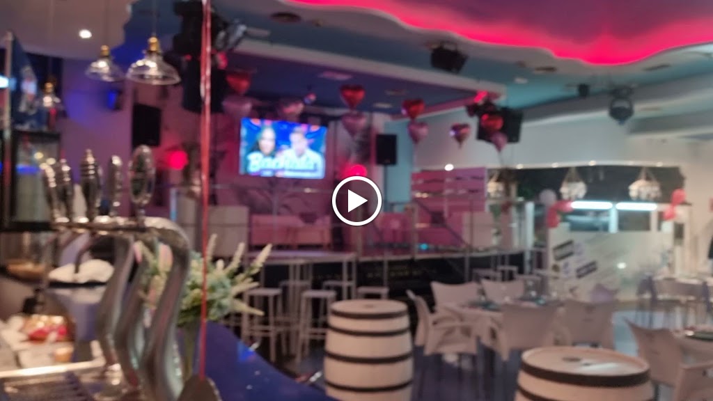 Tropical Paradise Gastro-Bar-Discoteca — Ambiente