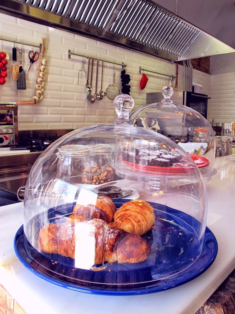 L' Antic de la placa — Comida y bebida