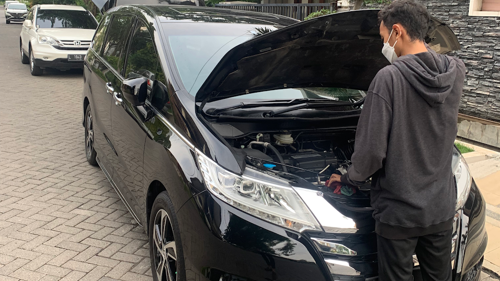 Bengkel mobil " AJWAD GARAGE" SURABAYA