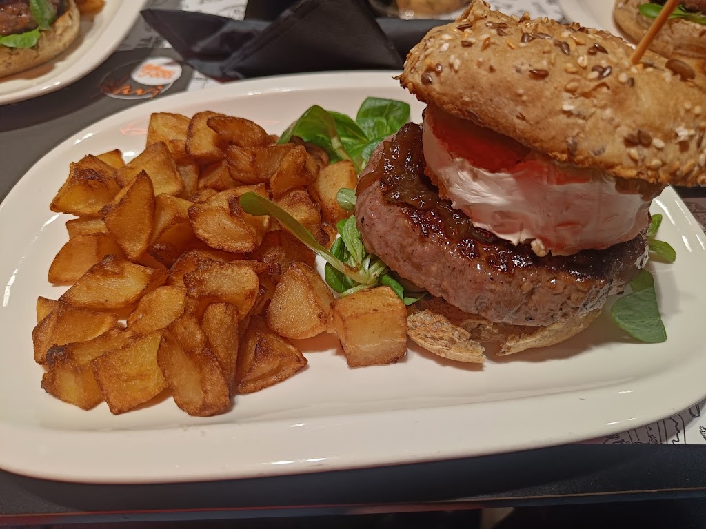 Frankfurt Cal Xavi — Comida y bebida
