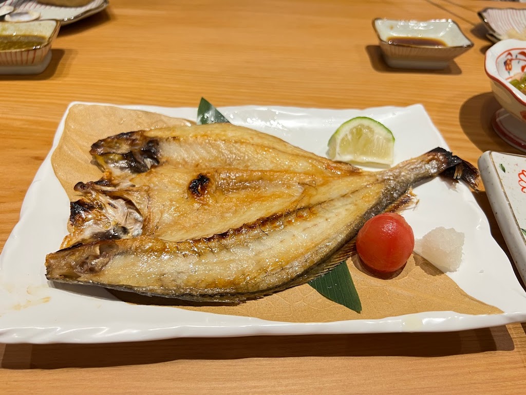 優豆和食 - 雲林北港 日式料理 生魚片 握壽司 手捲 親子丼飯 日式定食 高CP值 家庭聚餐首選 除夕圍爐 朋友聚餐 客制化無菜單料理 熱門打卡 人氣推薦 必吃 好評 北港日本料理 內用 外帶 餐盒 的照片