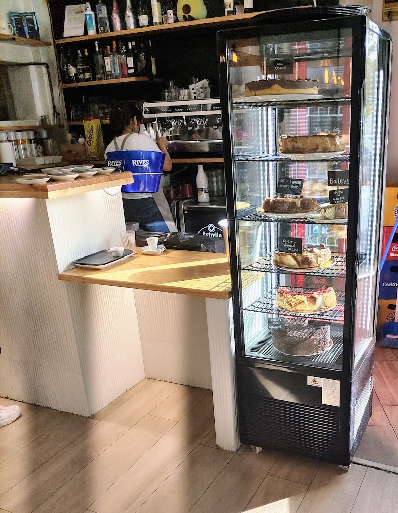 Aguacate Coffee & Brunch