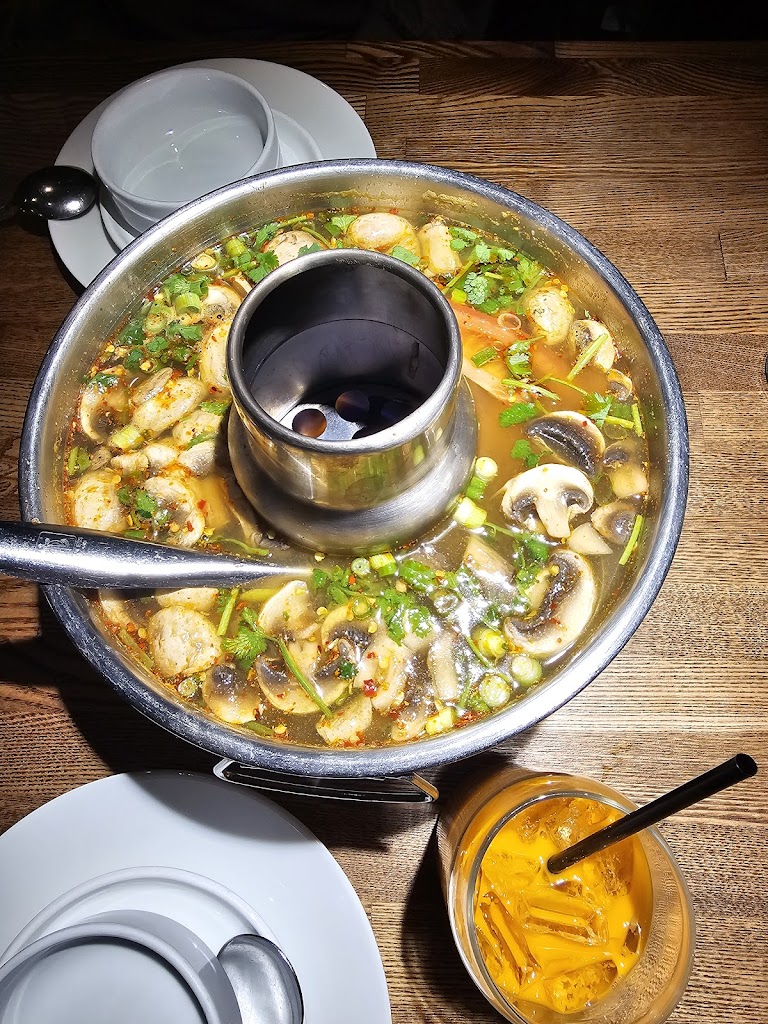 Pin Kaow Thai Restaurant Eastern