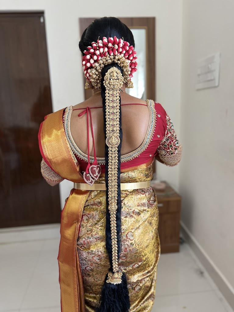 Sharmis Beauty Parlour