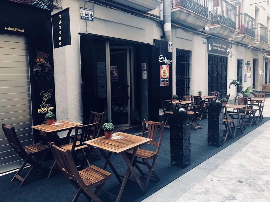 Sultana Lounge Bar — Ambiente