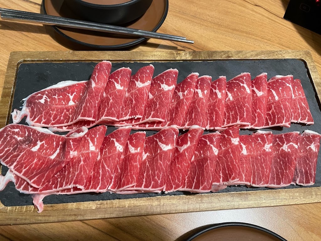 鍋坊金門鍋物放題-火鍋吃到飽｜金門美食｜和牛｜酸白菜｜火鍋｜HOTPOT | KINMEN | ALLUCANEAT 的照片