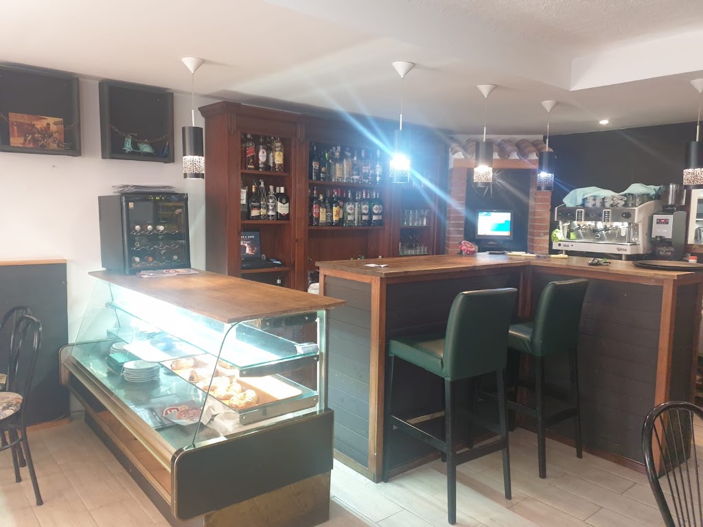 Panaderia Cafeteria 56 — Ambiente