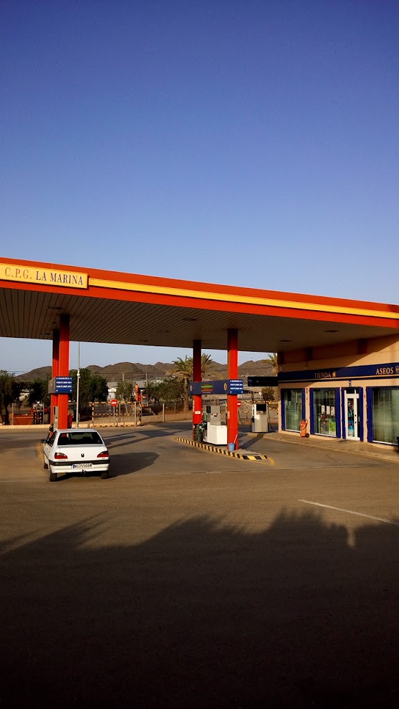 C.P.G. LA MARINA — Surtidor de combustible
