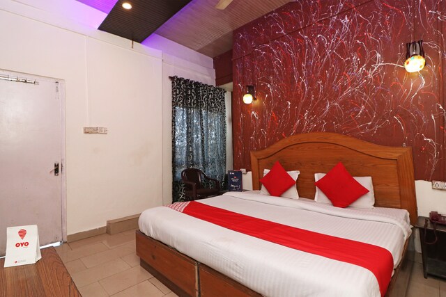 Oyo Flagship 73794 Subbayya Gari Lodge