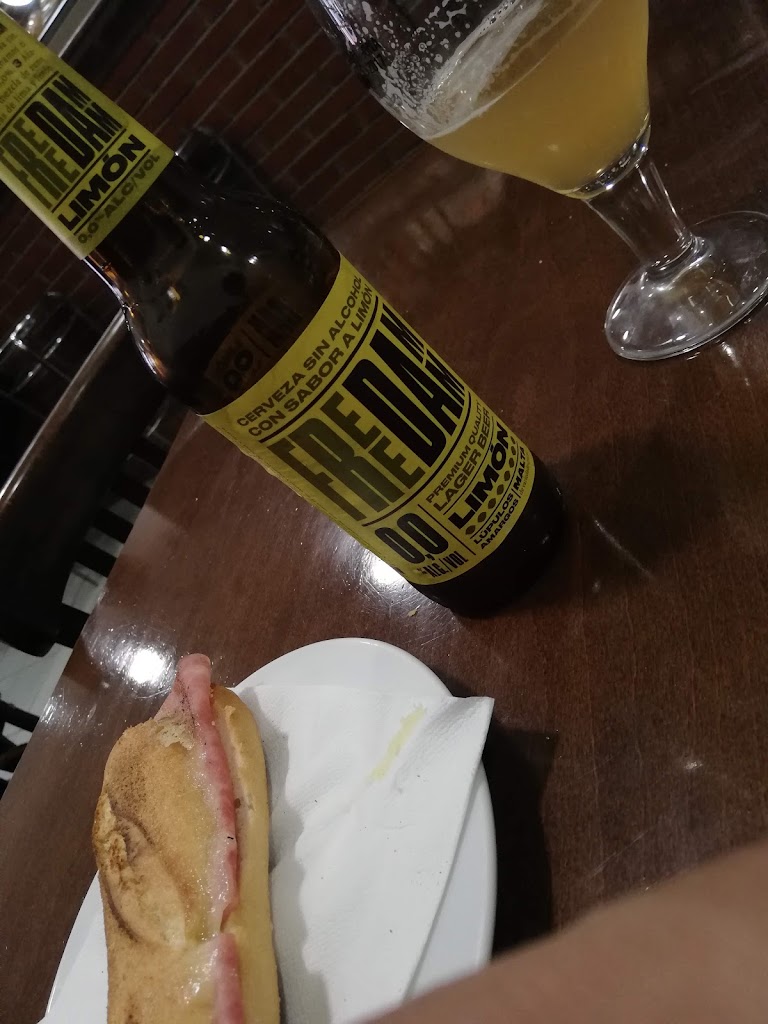 Frankfurt Grabi — Comida y bebida