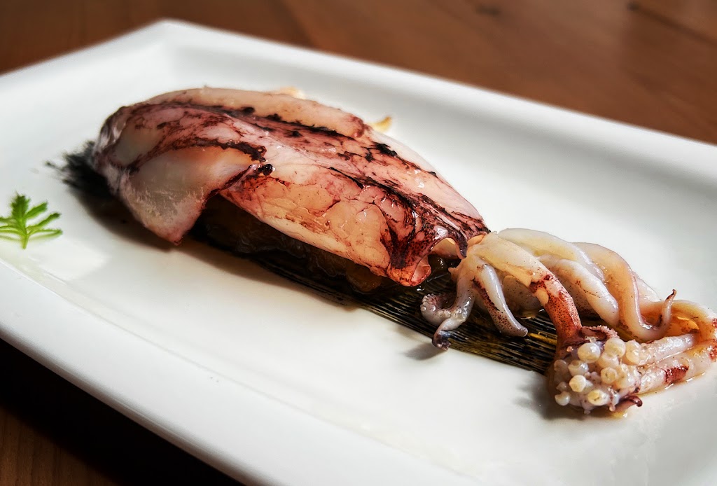 Asador Olivi Erretegia — Comida y bebida