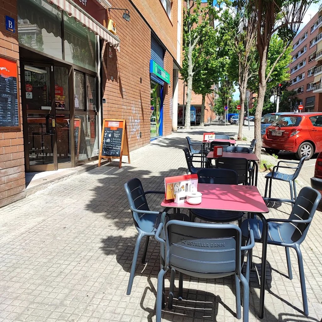 Molletveer Vermut & Tapas — Ambiente