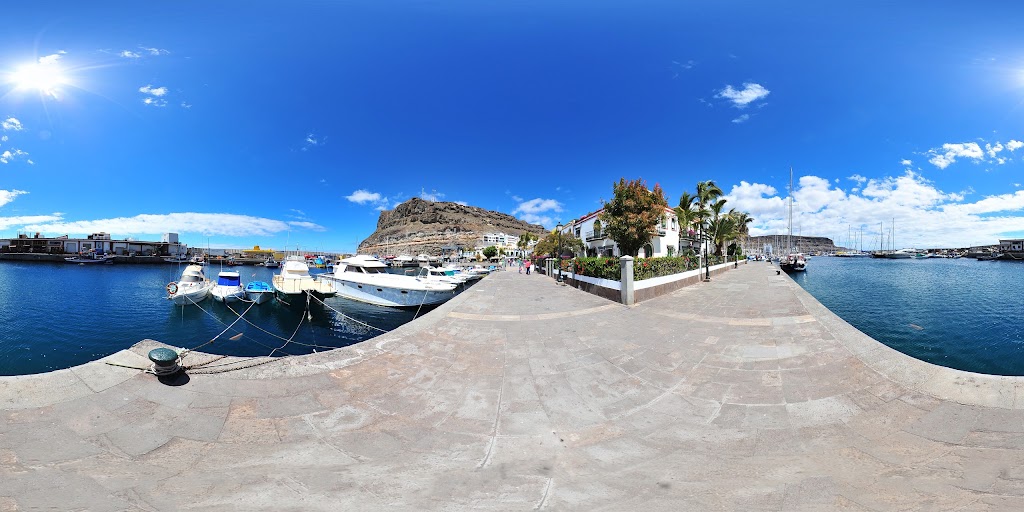 Mondragon's Dream — Street View y 360deg
