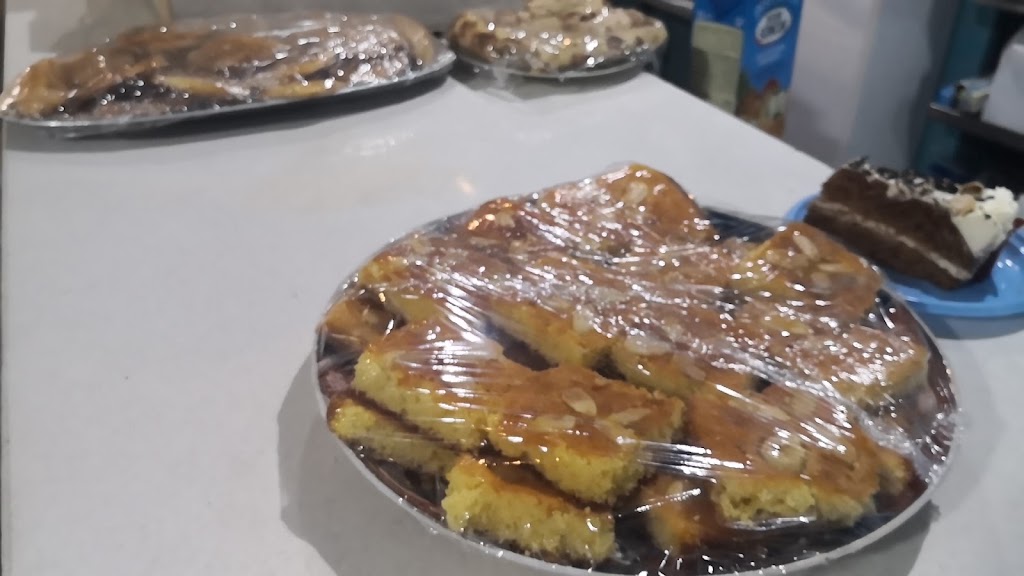 Cafeteria-bar ibra — Comida y bebida