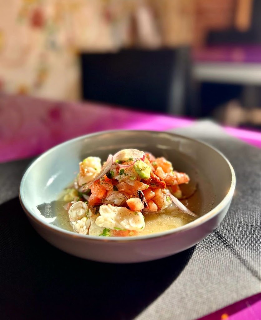 9 Cul de Sac — Comida y bebida