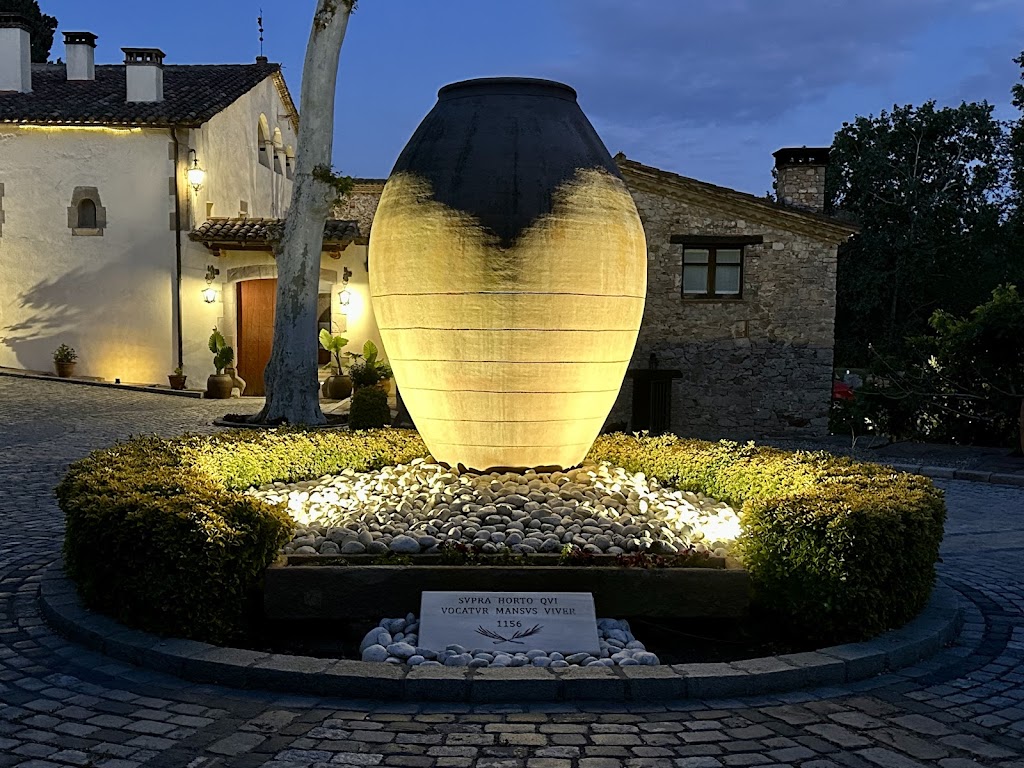 Masia Can Viver - Olive oil tourism B&B