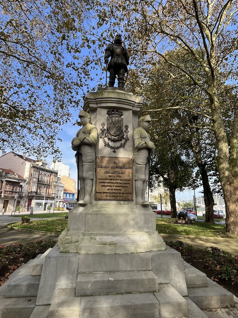Escultura Pedro Menendez de Aviles