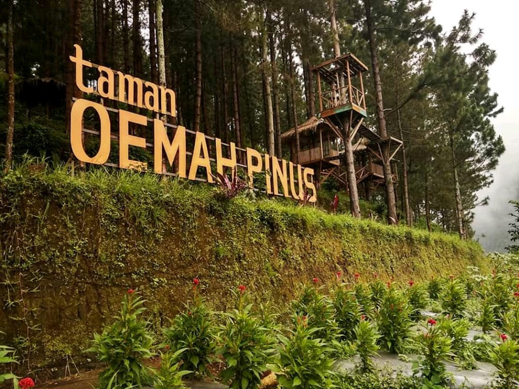 Taman Oemah Pinus