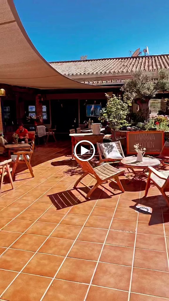 Banana Kitchen — Ambiente