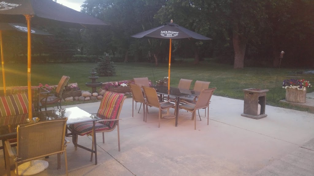  The Cellar Pub & Grill