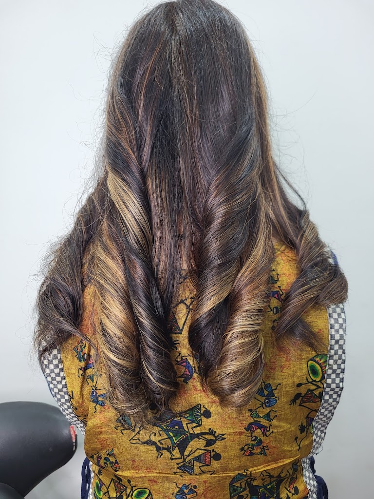 Tip Top Beauty Salon Makeup Academy