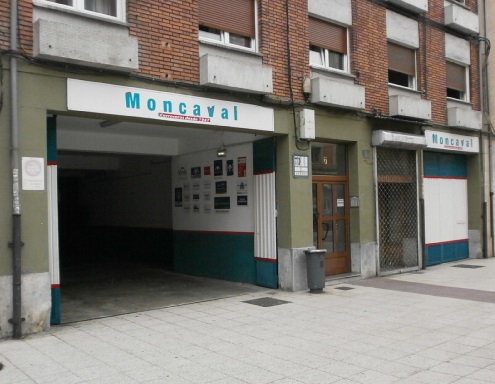 Taller CARROCERIAS MOCAVAL — Exterior