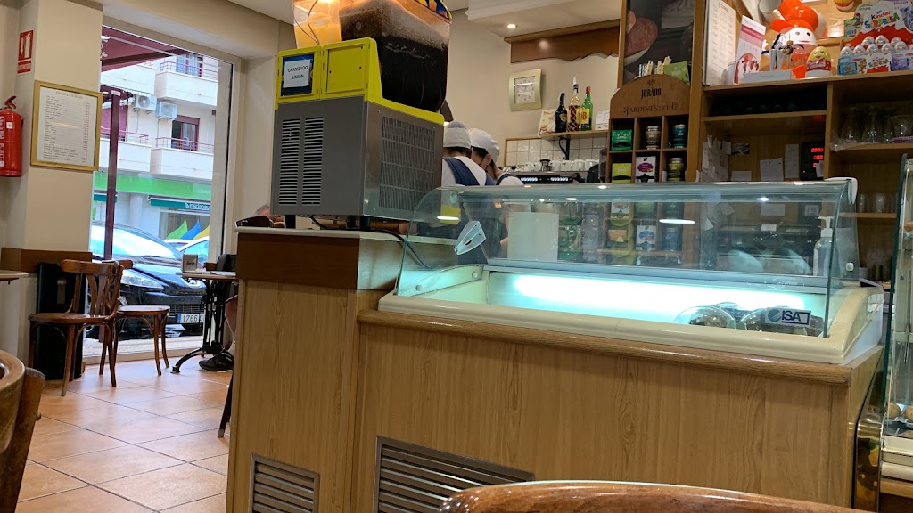 Comes Cafeteria — Ambiente