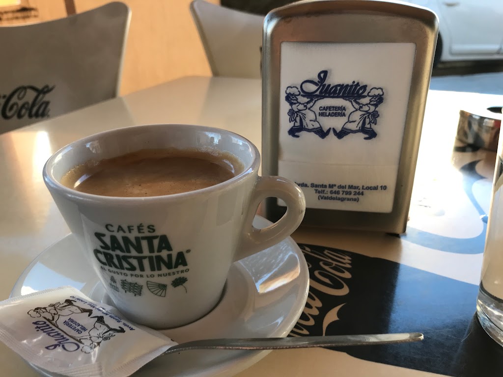 Cafeteria Heladeria Juanito — Cafe