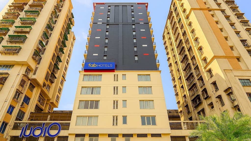 Fabhotel Prime Cloud 9