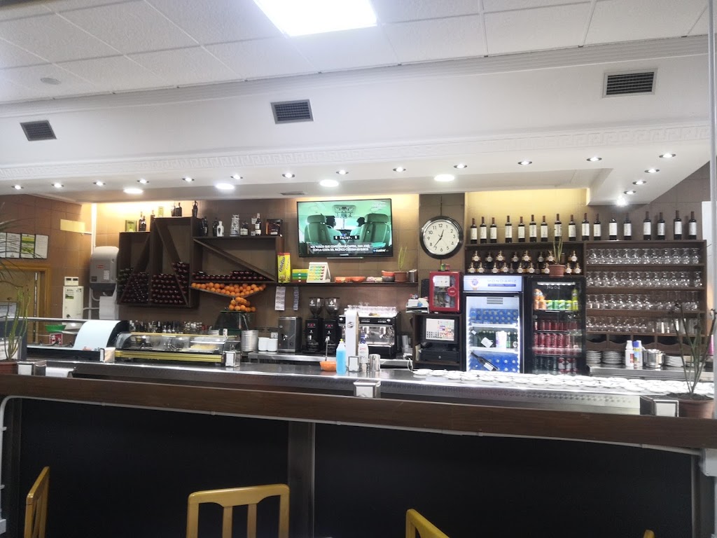 Restaurante Bar YES — Ambiente
