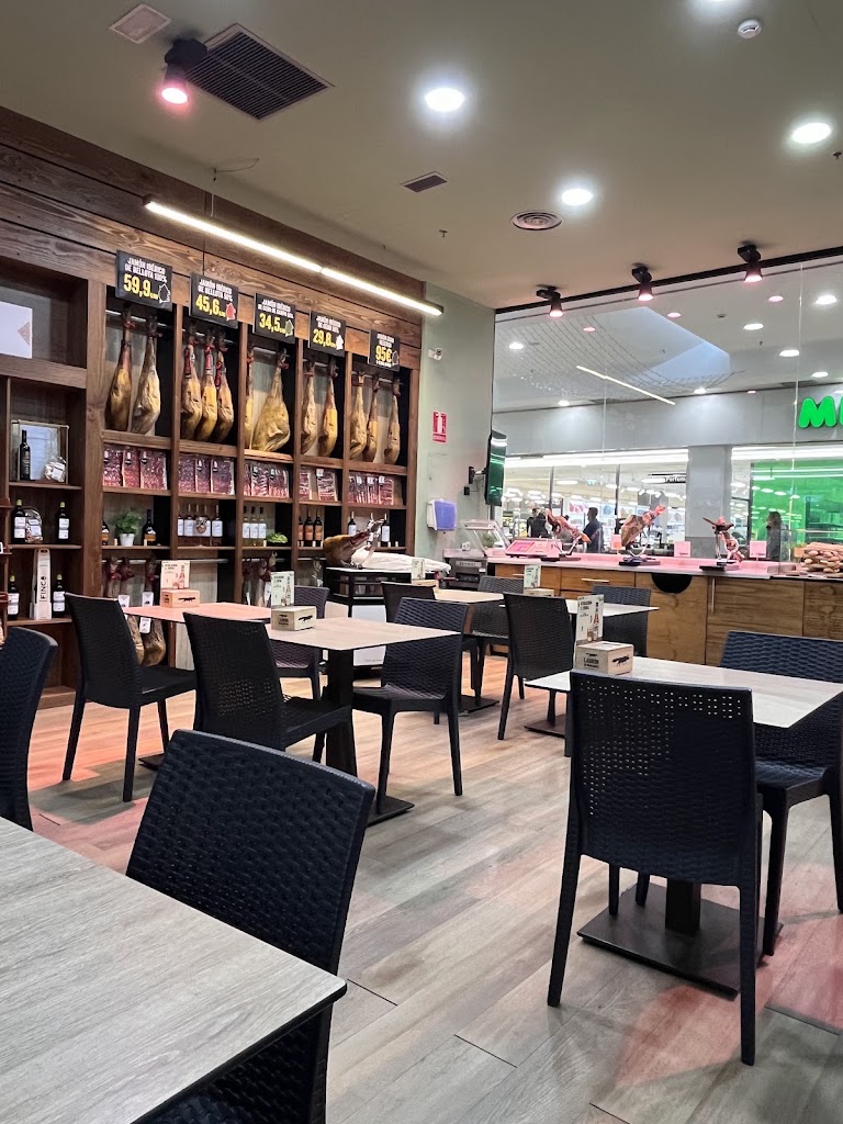 Finca 98 Delicias Ibericas — Ambiente