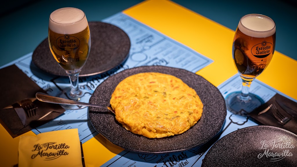 Restaurante La tortilla maravilla — Comida y bebida