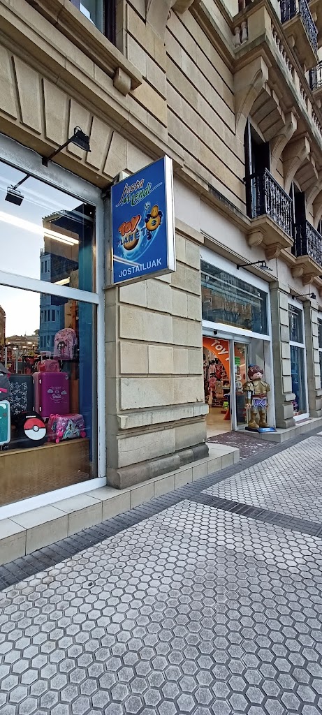 Foto 2 de Toy Planet