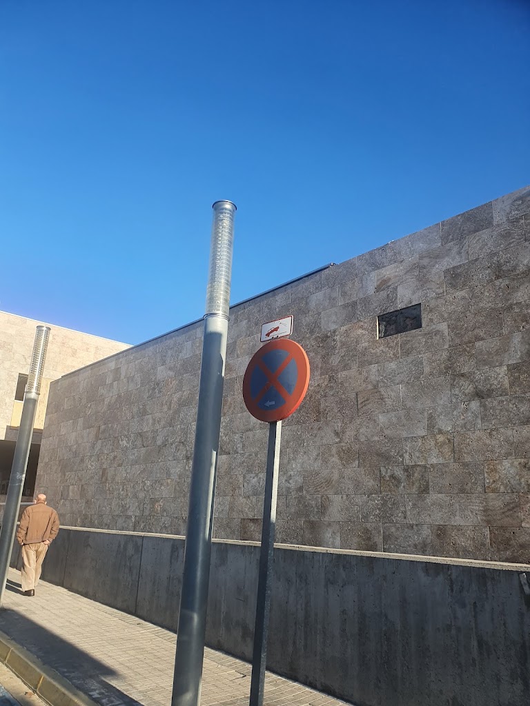 Aparcamiento centro medico — Signo