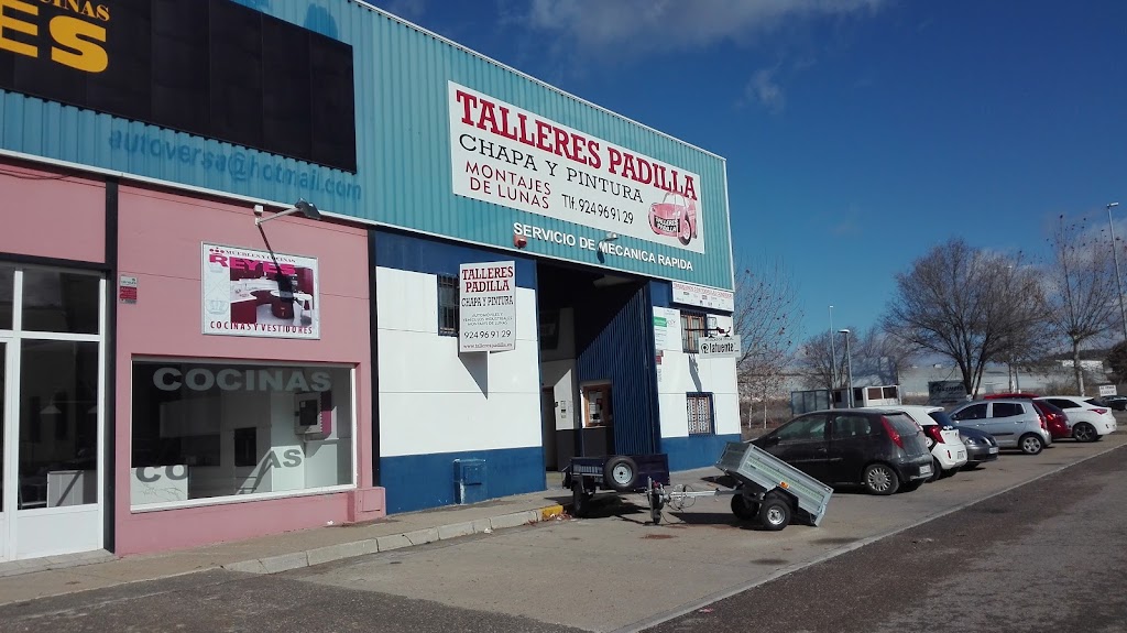 TALLERES PADILLA — Exterior