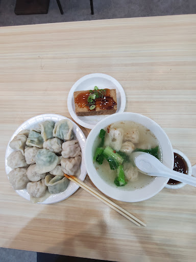 八方雲集鍋貼水餃專賣店 的照片