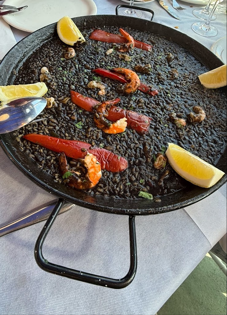 Chiringuito Espeto — Comida y bebida