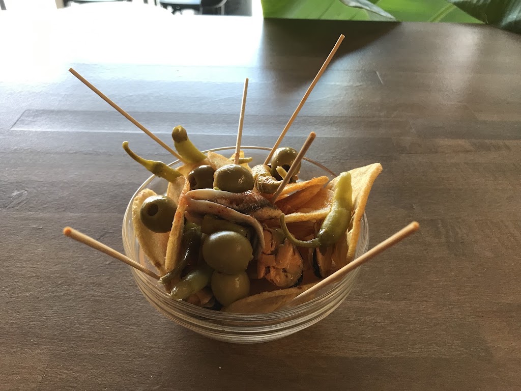 Brutal! Vermuteria Masnou — Del propietario