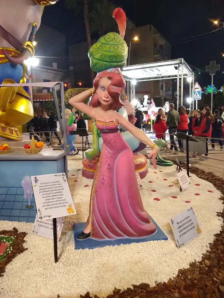 Centre d'Estetica Dona i Home Perruqueria — Peinado