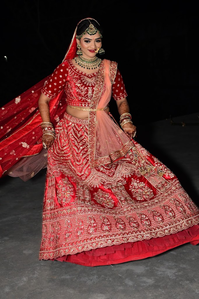 Pooja Beauty Parlour And Training Centre