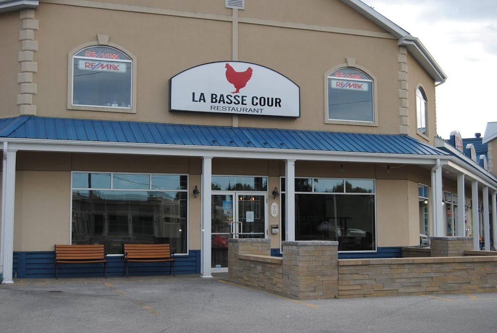Restaurant La Basse Cour in Les Coteaux
