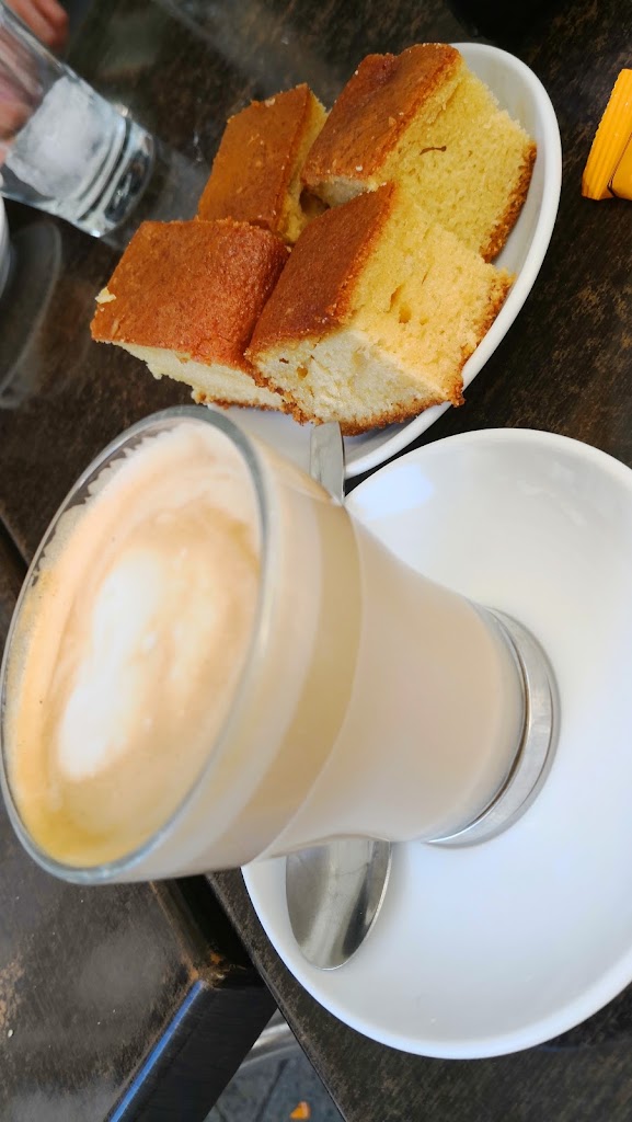 El rincon De Manuela — Cafe