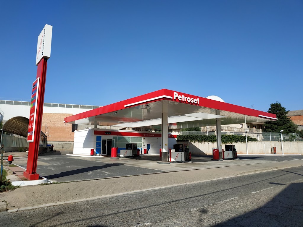Estacio De Servei Petroset — Surtidor de combustible