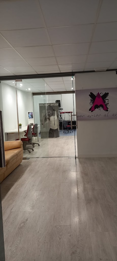 Escuela Por Amor Al Arte